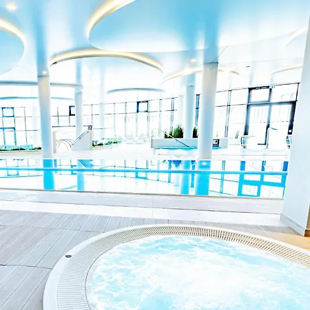 Apartament Horyzont -polanki Aqua- Strefa Z Basenem I Fitness Studio, Prywatny Garaz Kołobrzeg